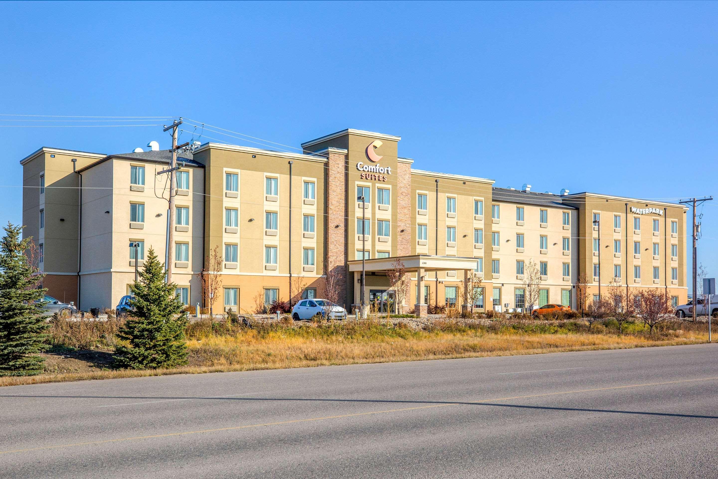 Comfort Suites Regina Exterior foto